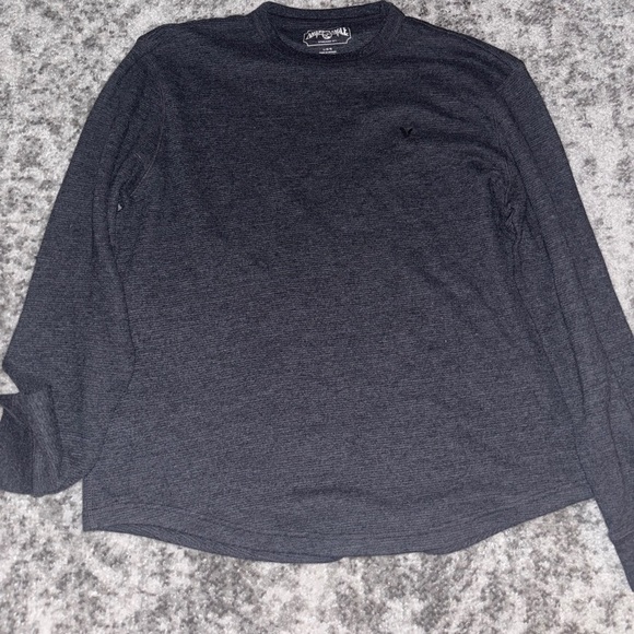 Bundle of 2 American Eagle Waffle Knit Long Sleeve Shirts Size: Large - Picture 3 of 7